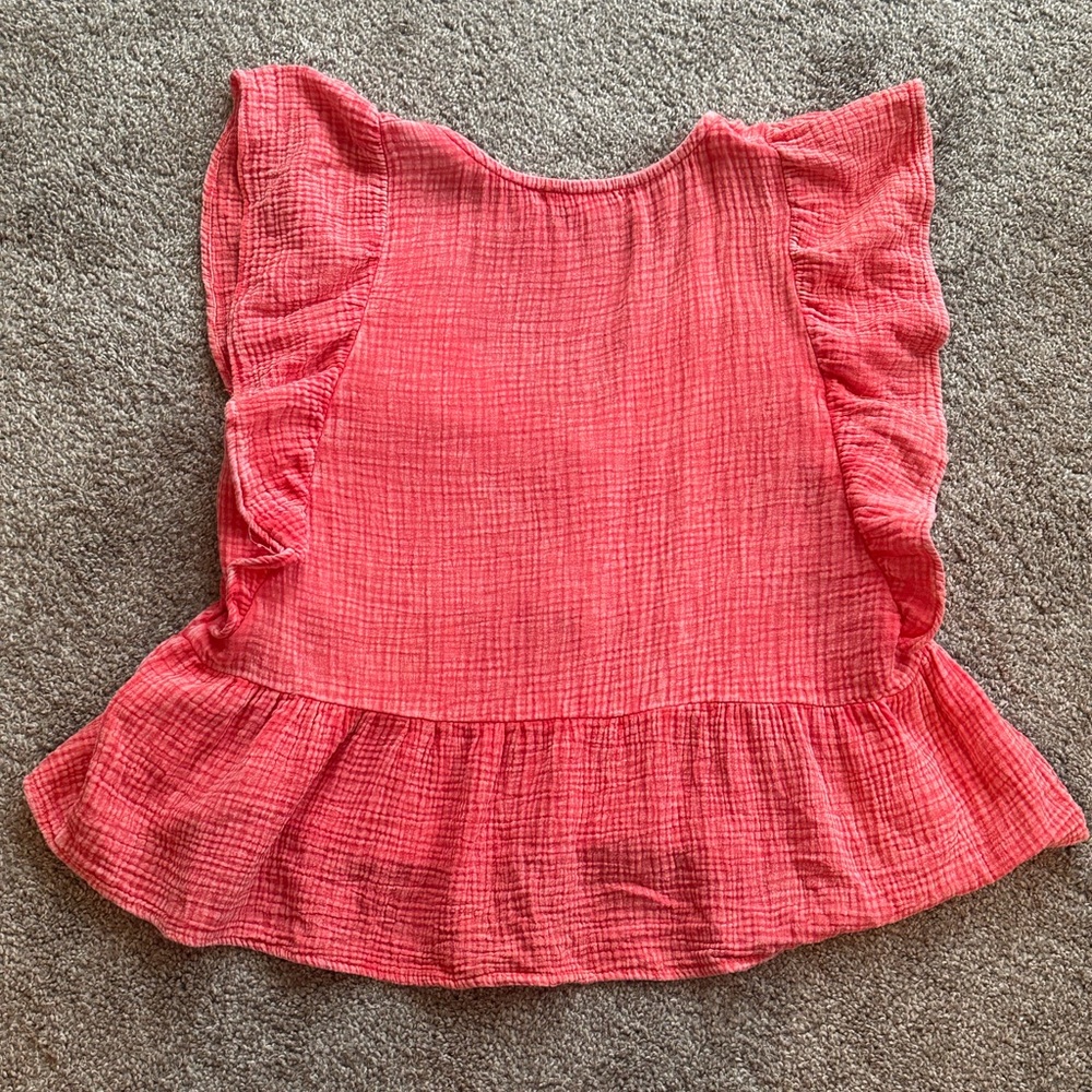 Rewind Coral Textured Ruffle Top - Picture 10 of 10